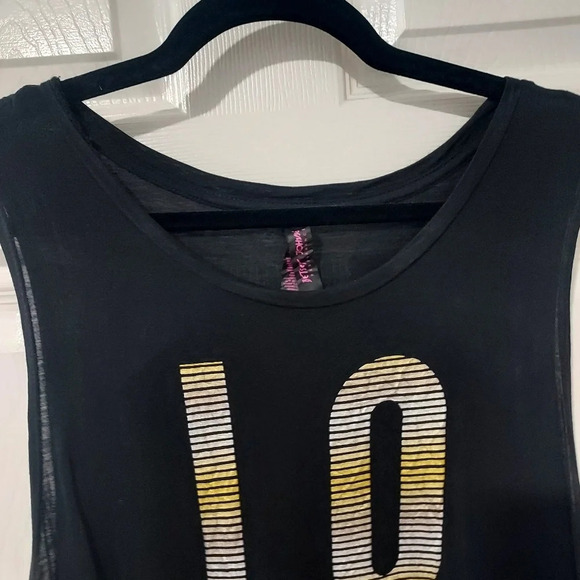 Betsey Johnson Performance Love Muscle Tank Top in Size XL - Picture 3 of 7